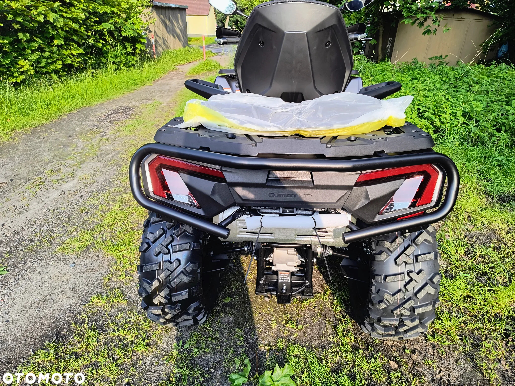 QJMOTOR SFA 1000 - 4