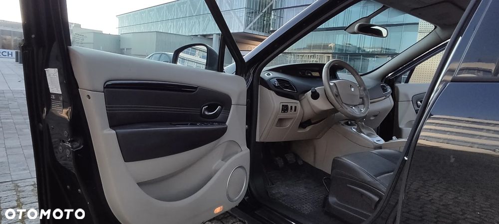 Renault Scenic - 22