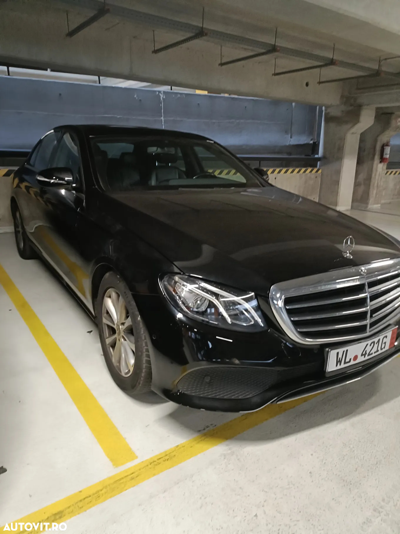 Mercedes-Benz E 220 d 4Matic 9G-TRONIC Avantgarde - 3