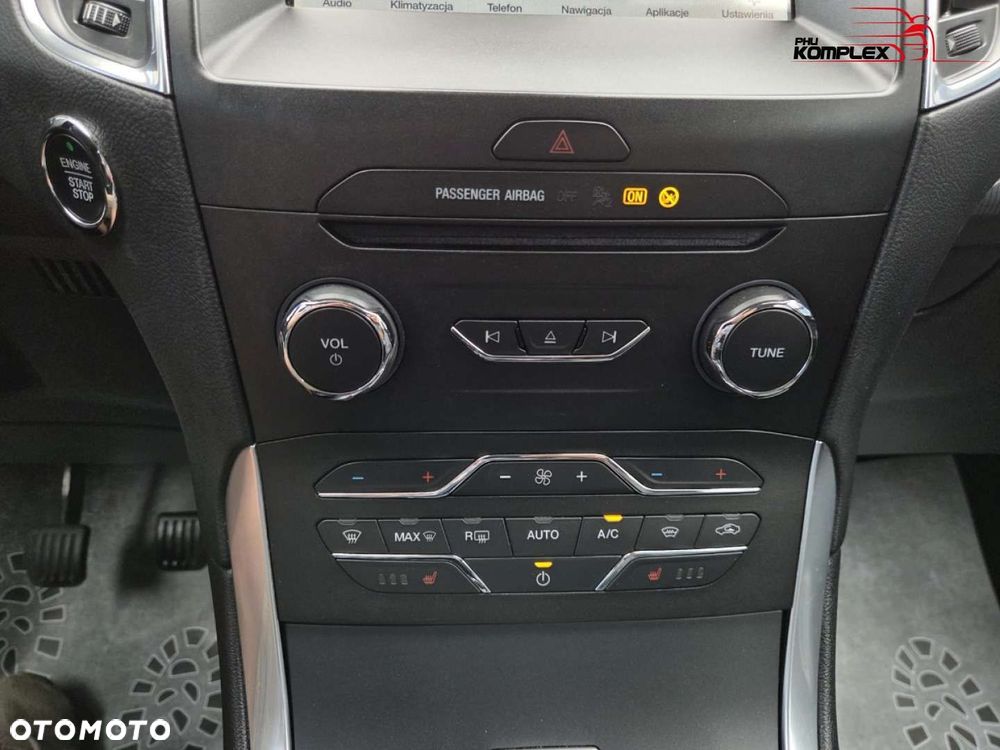 Ford S-Max - 19