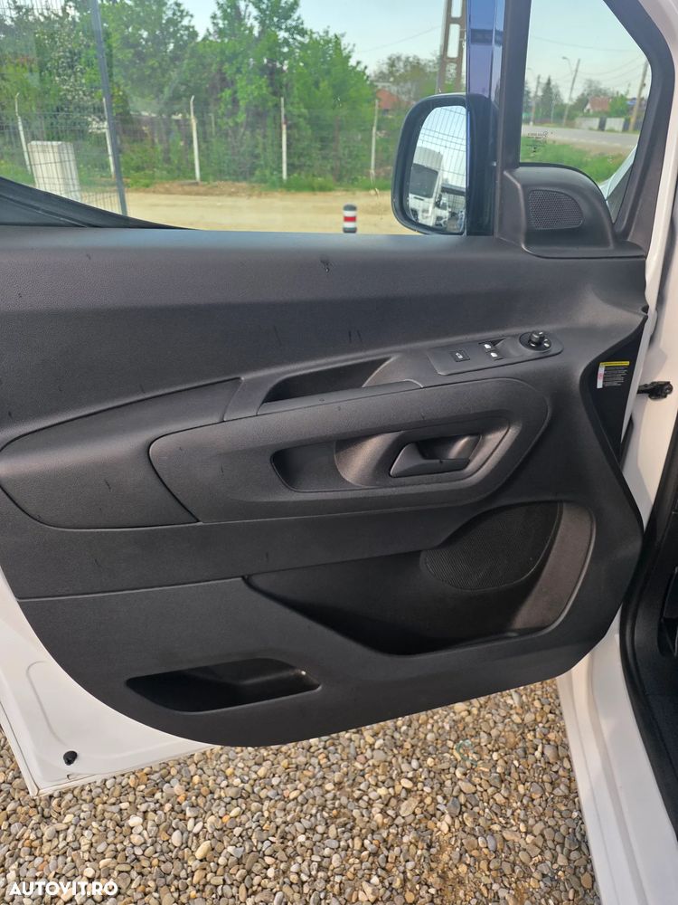 Fiat DOBLO - 27