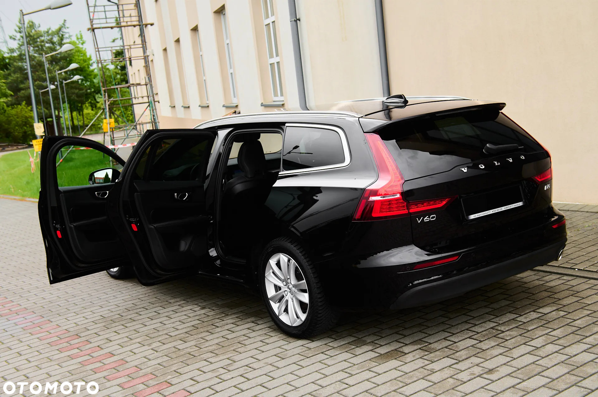 Volvo V60 D3 Momentum Pro - 27