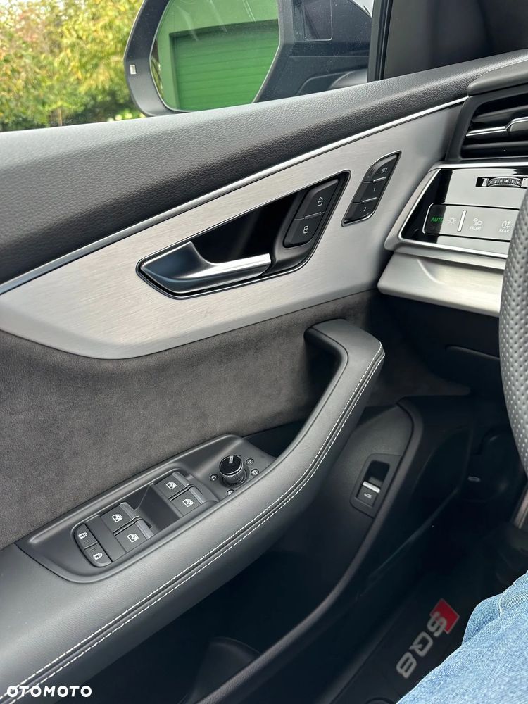 Audi SQ8 TFSI Quattro Tiptronic - 15