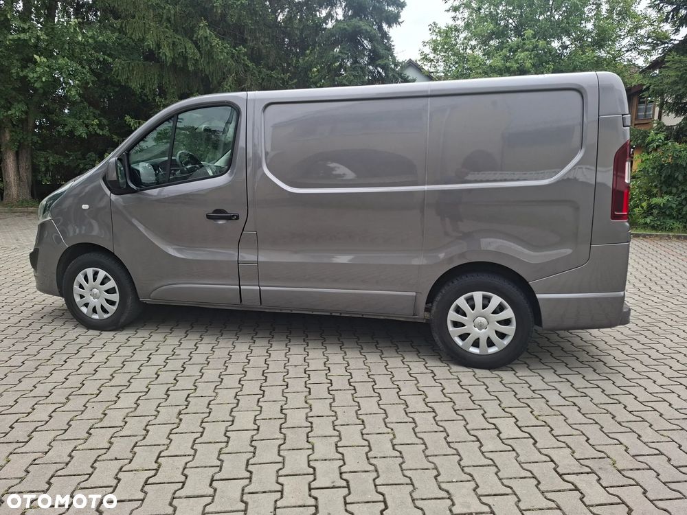 Opel Vivaro - 6