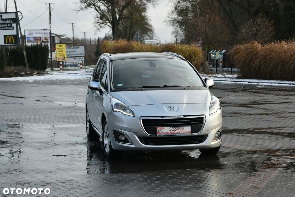 Peugeot 5008 - 6