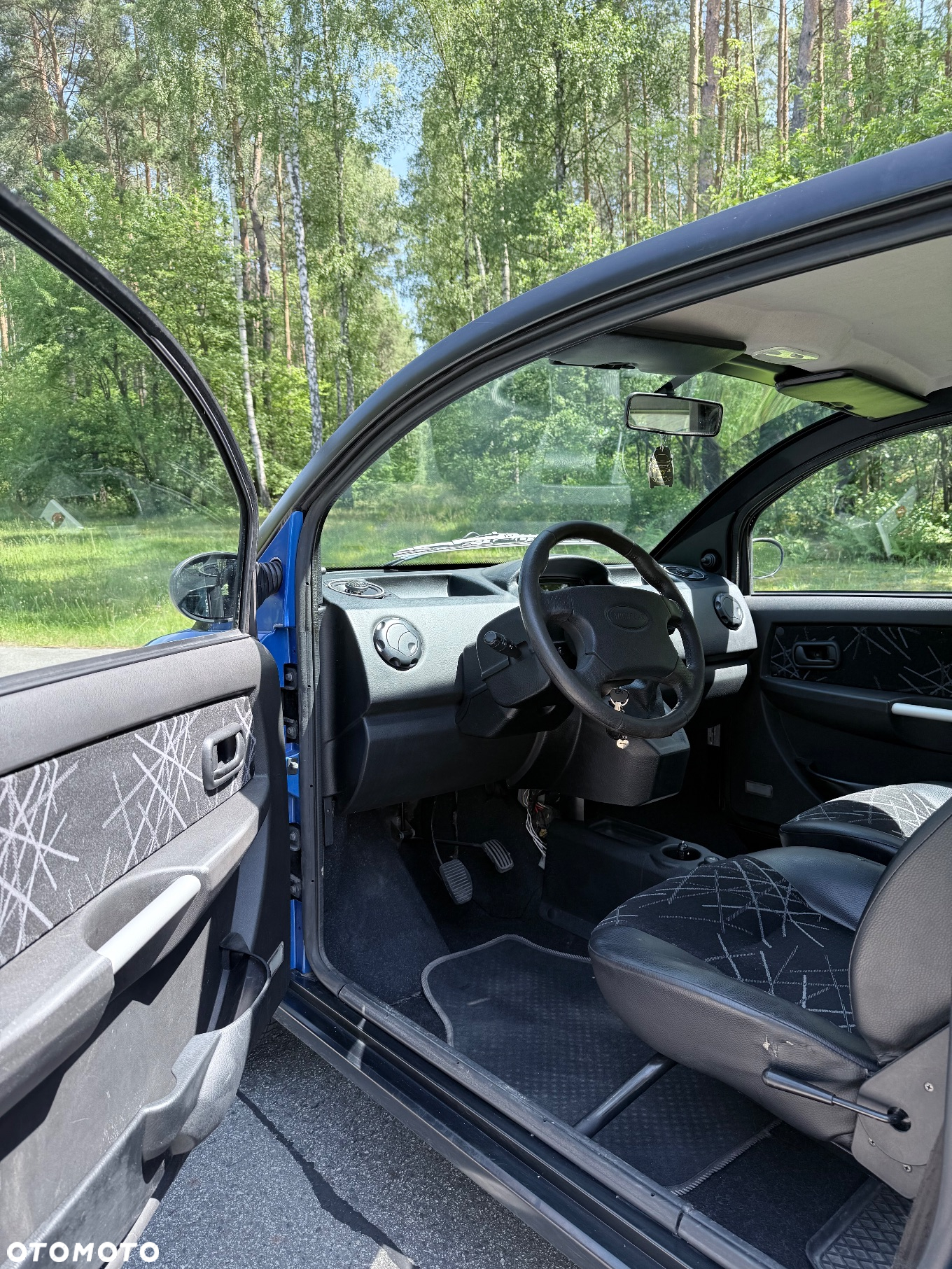 Microcar MC - 4