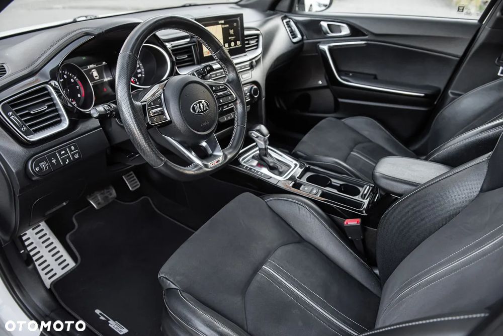 Kia ProCeed 1.4 T-GDI DCT7 OPF GT LINE - 15