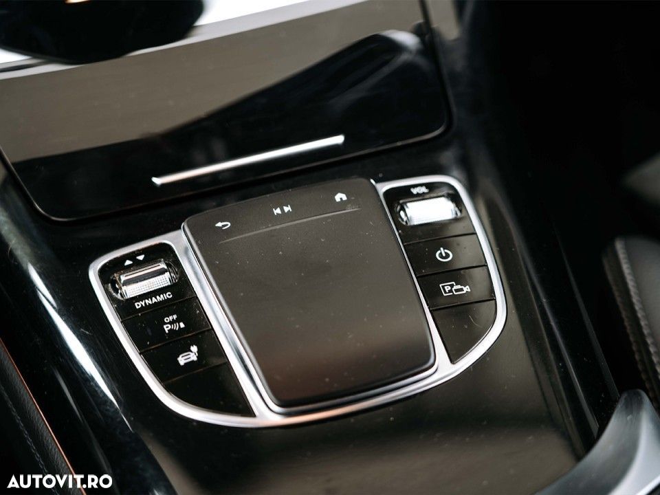 Mercedes-Benz EQC 400 4MATIC - 16