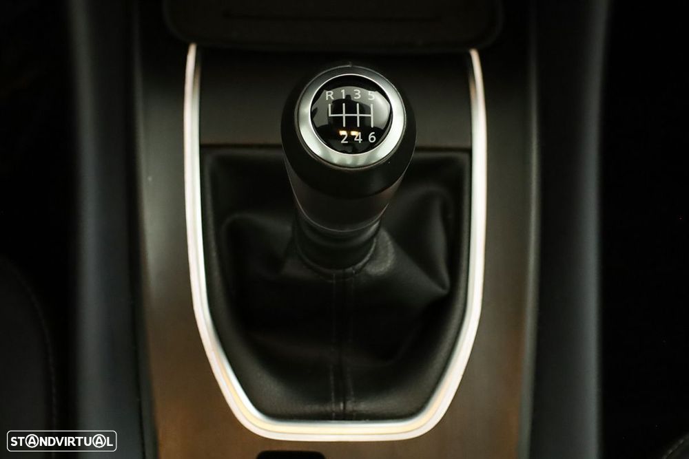 Nissan Qashqai 1.3 DIG-T Tekna - 14