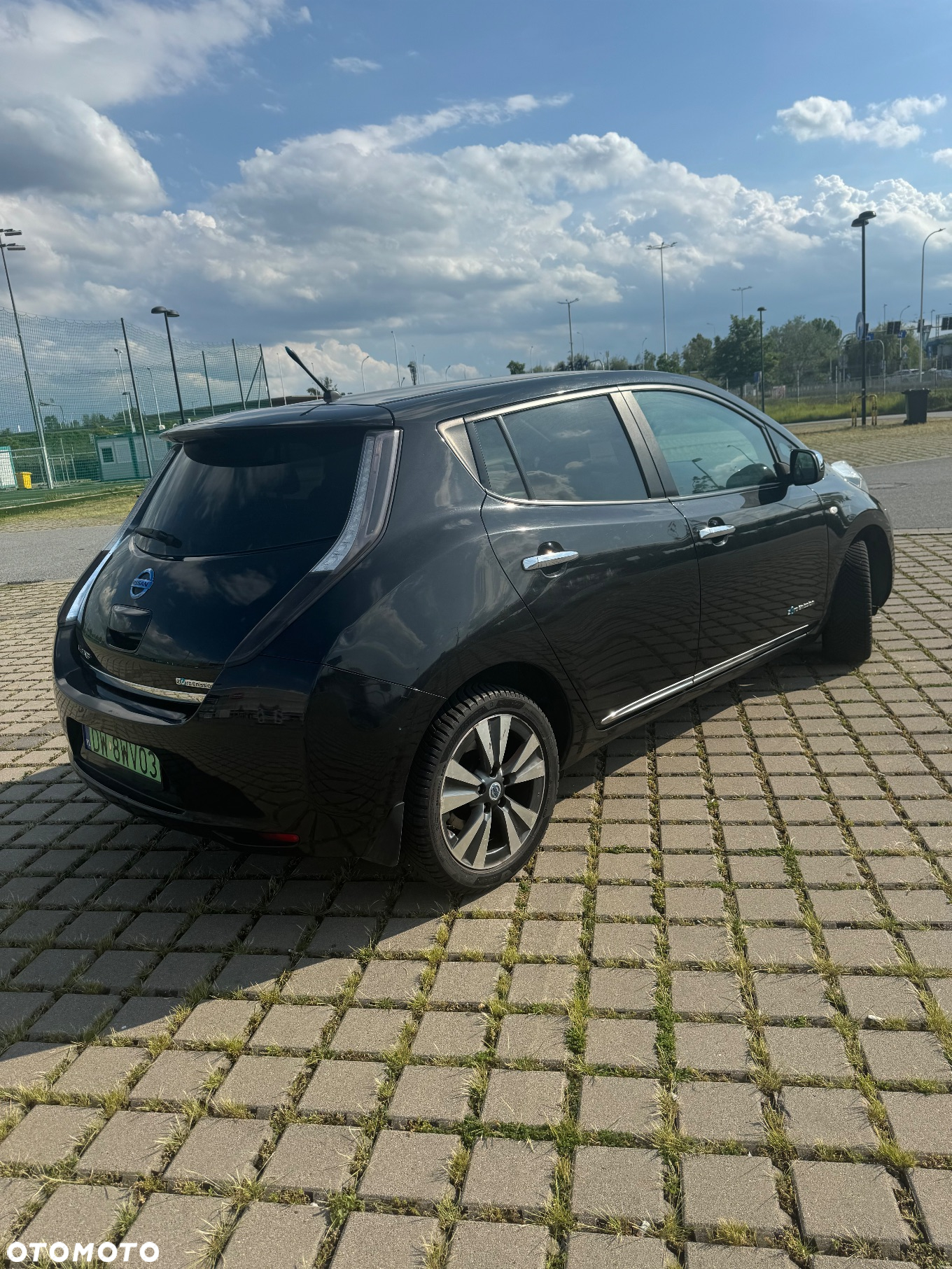 Nissan Leaf - 5