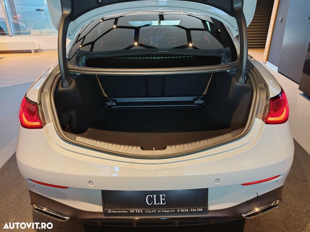 Mercedes-Benz CLE 300 4MATIC Aut. MHEV - 17