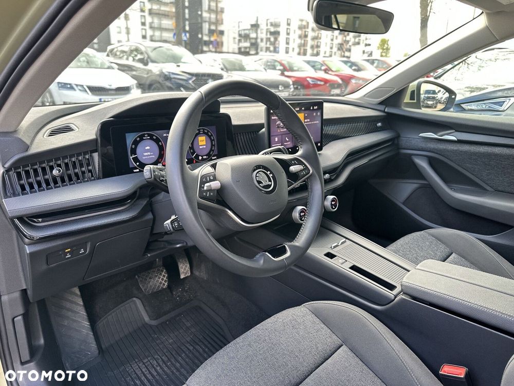 Skoda Superb 1.5 TSI mHEV Essence DSG - 12