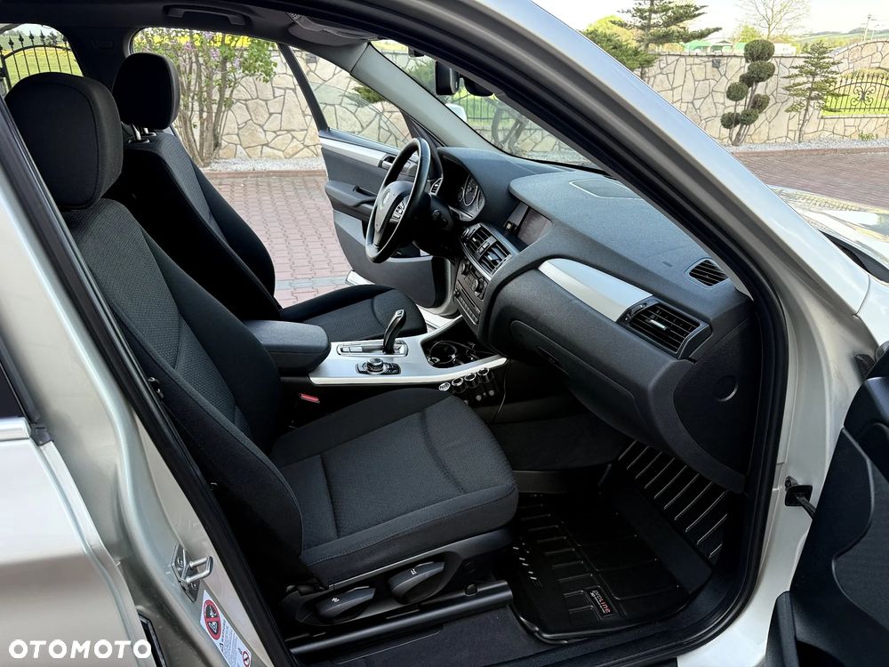 BMW X3 xDrive20d - 11