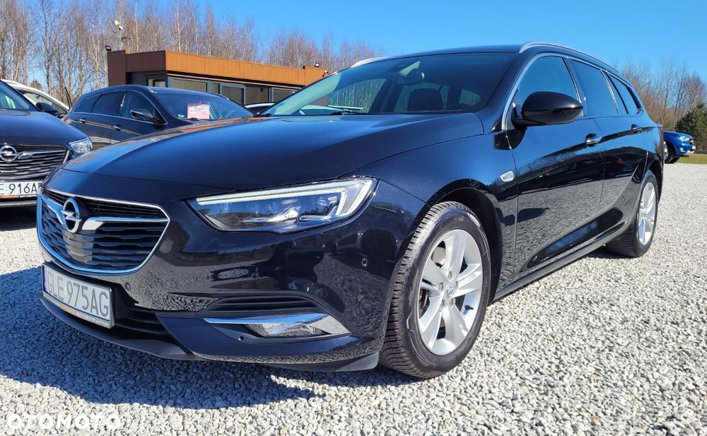 Opel Insignia - 1