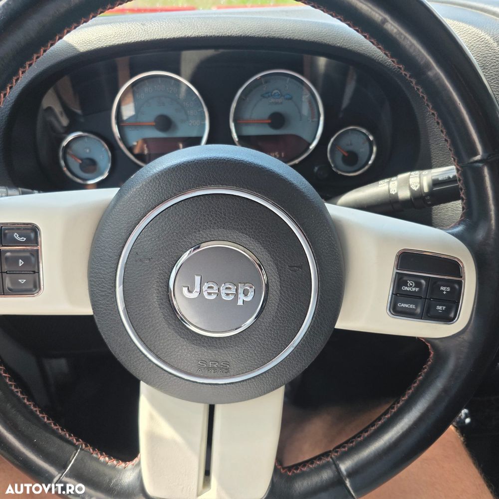 JEEP Wrangler 2012 — imagine 9