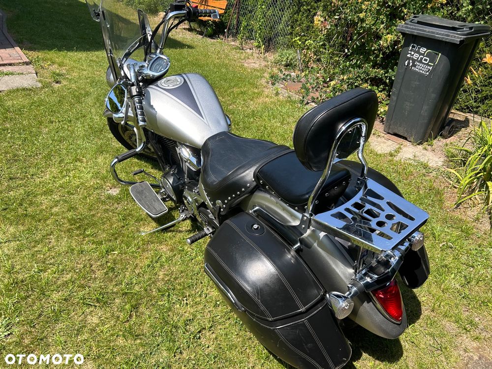 Yamaha XVS - 11
