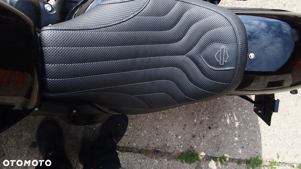 Harley-Davidson Softail Standard - 13