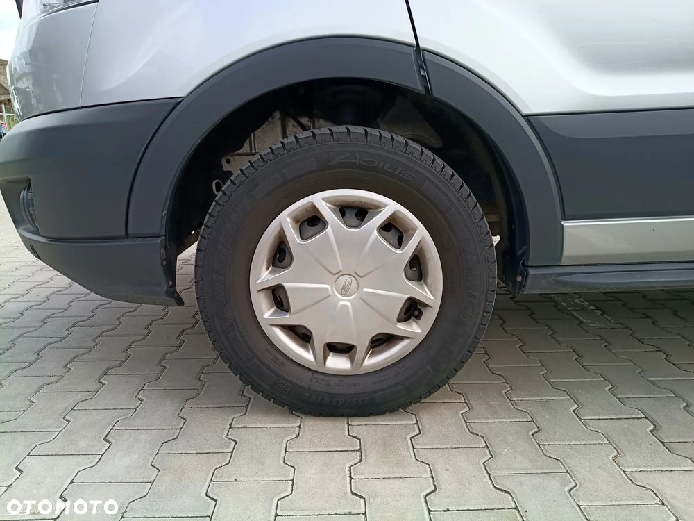 Ford Transit - 24