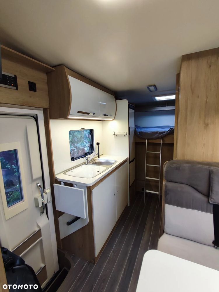 CI CI HORON 79M - 22