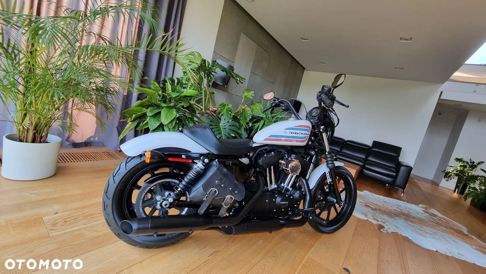 Harley-Davidson Sportster - 11