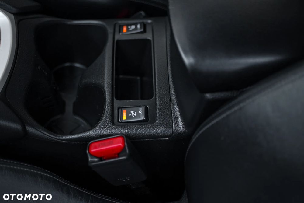 Nissan X-Trail - 16