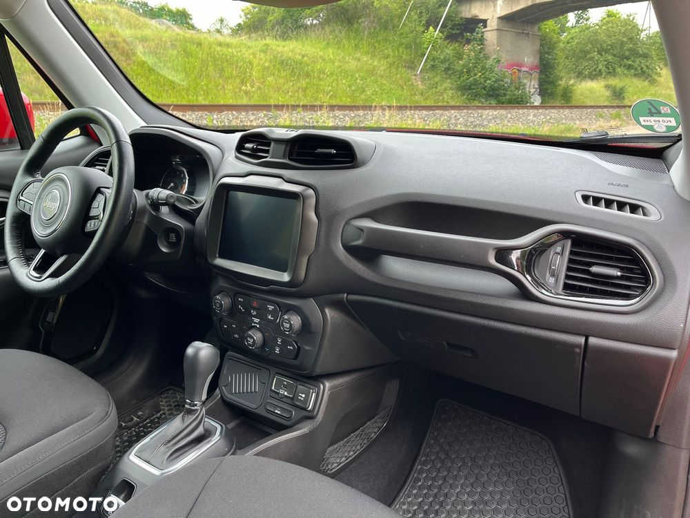 Jeep Renegade - 14