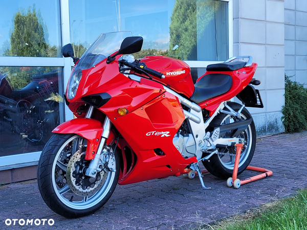 Hyosung GT