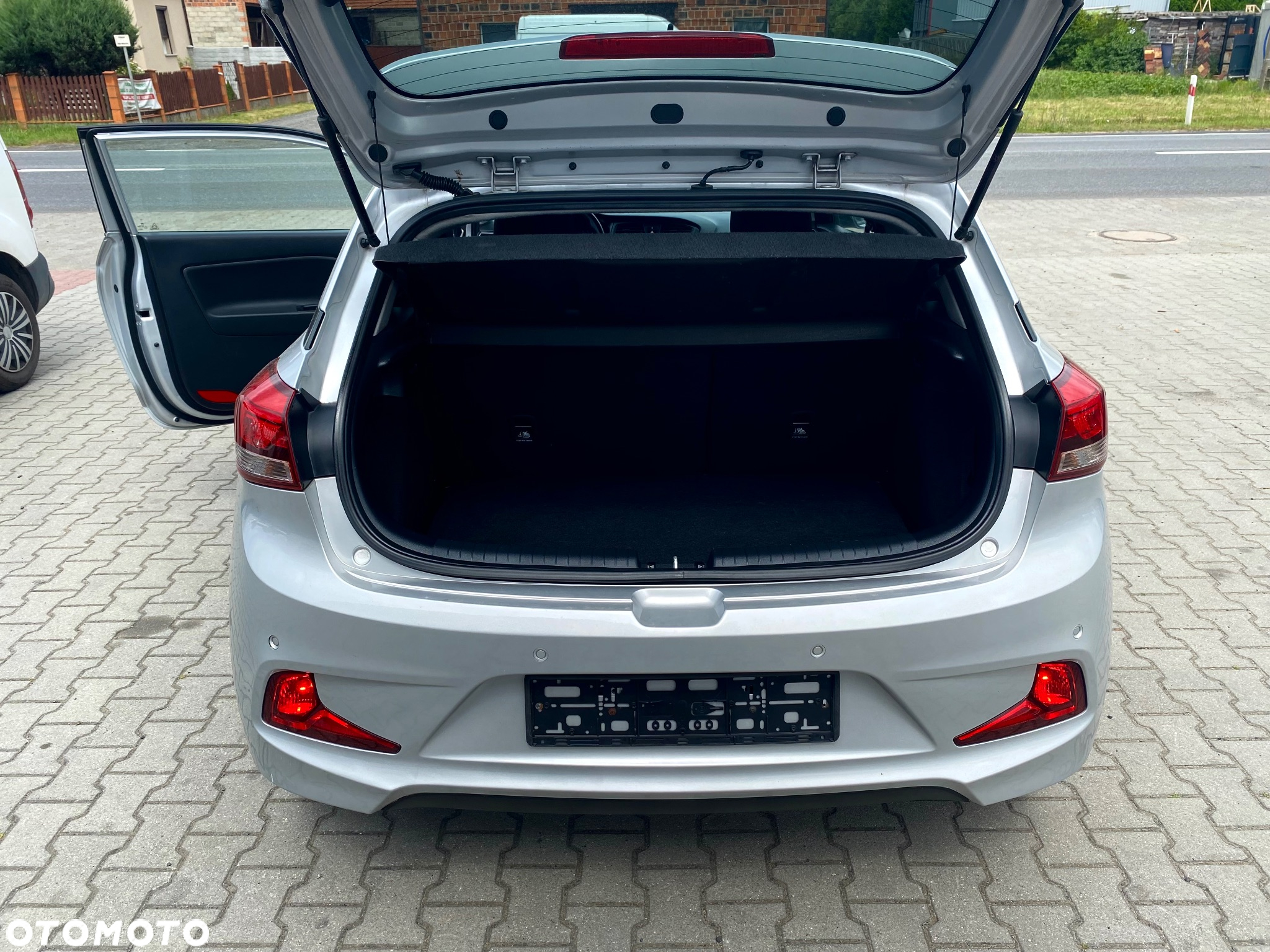 Hyundai i20 - 9