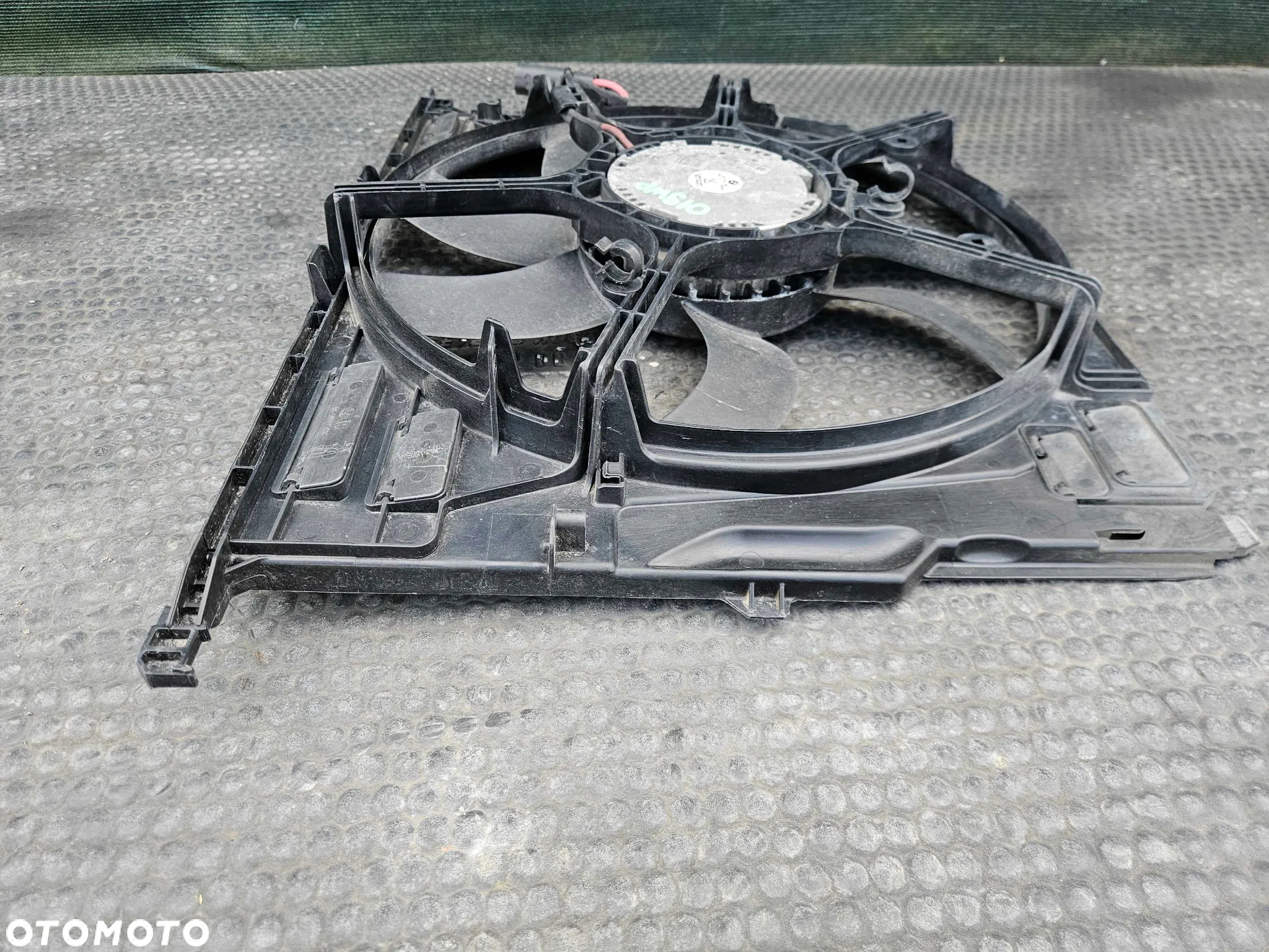 Obudowa Wentylator Wiatrak Chlodnicy 3.0 D BMW 5 F10 F11 - 15