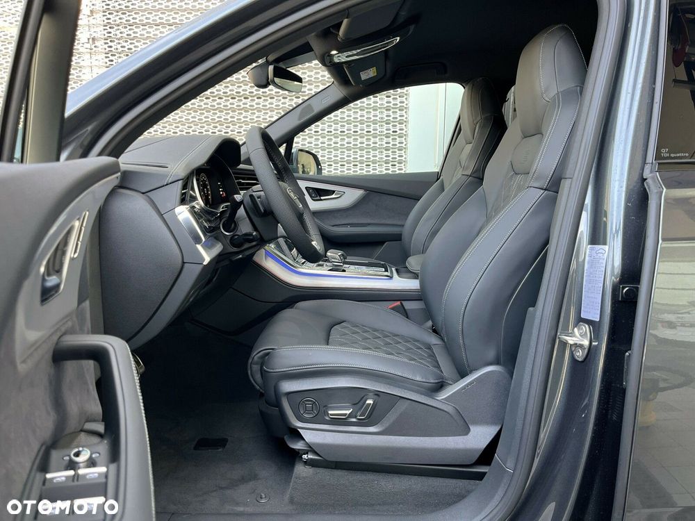 Audi Q7 - 25