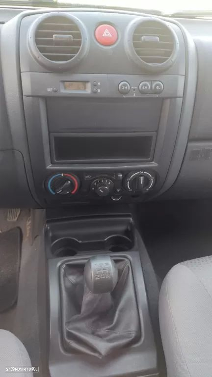 Isuzu d-max 2.5 4wd - 11
