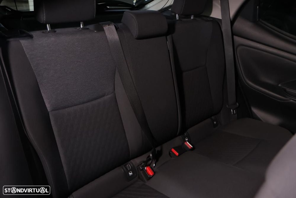 Toyota Yaris 1.5 HDF Comfort - 29