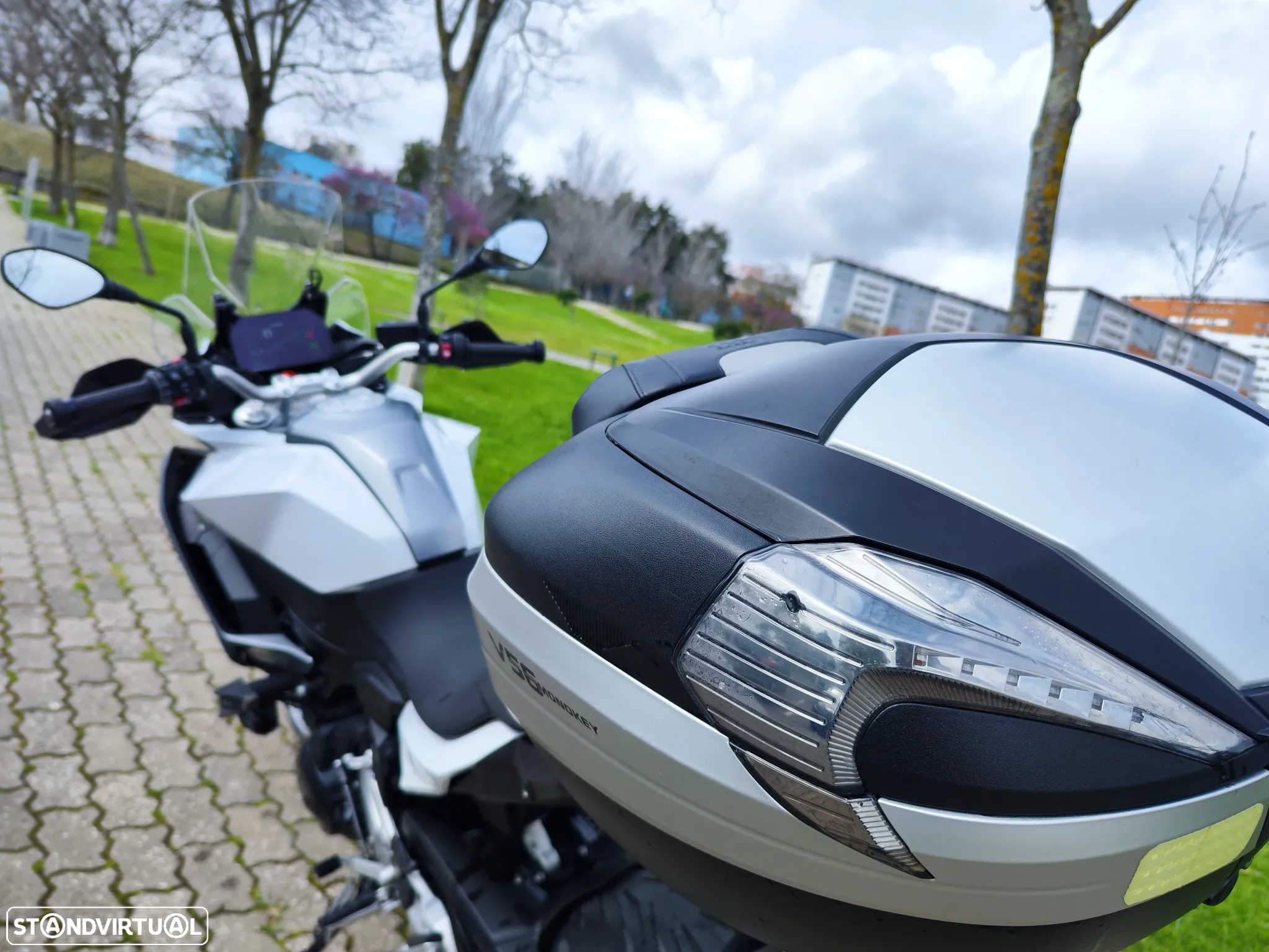 BMW F 900 XR - 4
