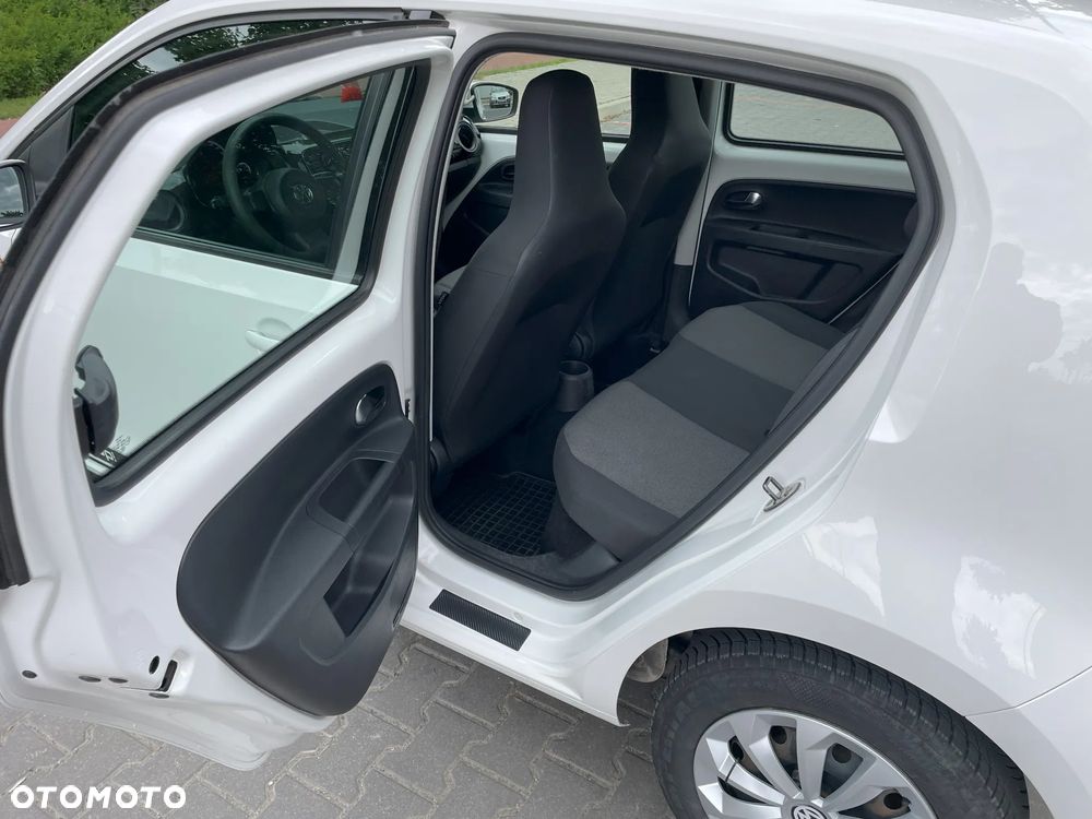 Volkswagen up! - 13