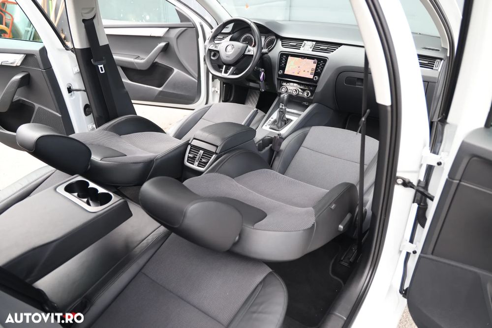 Skoda Octavia 1.6 TDI DSG Ambition - 15