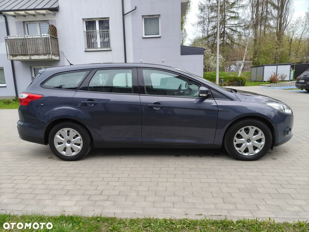 Ford Focus - 12