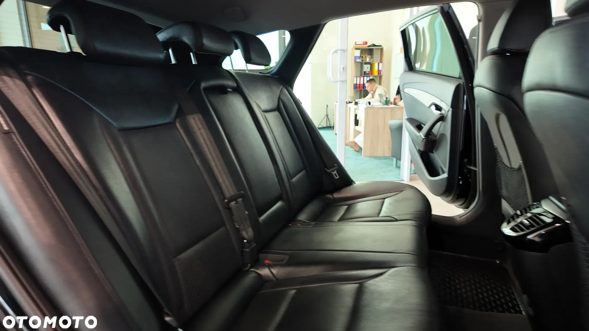 Hyundai i40 Kombi 1.7 CRDi DCT Premium - 34