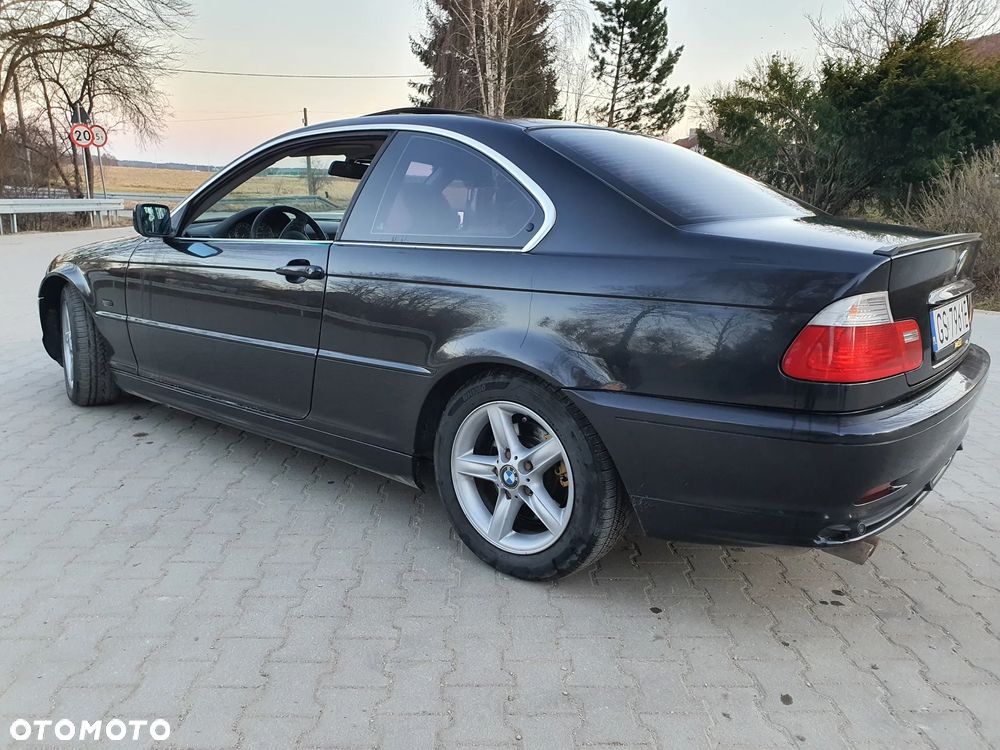 BMW Seria 3 323Ci - 6