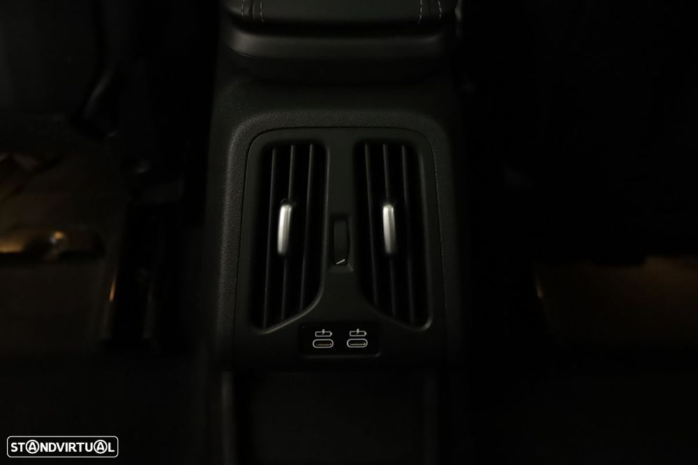 BMW X1 xDrive25e - 21