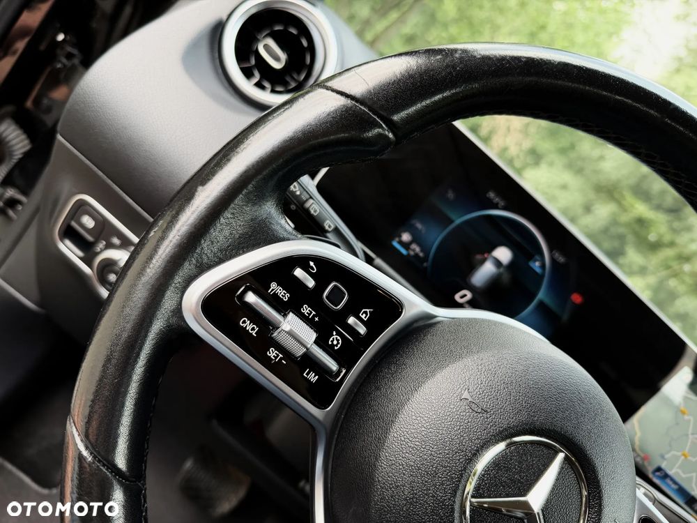 Mercedes-Benz Klasa B 200 d 8G-DCT AMG Line - 22