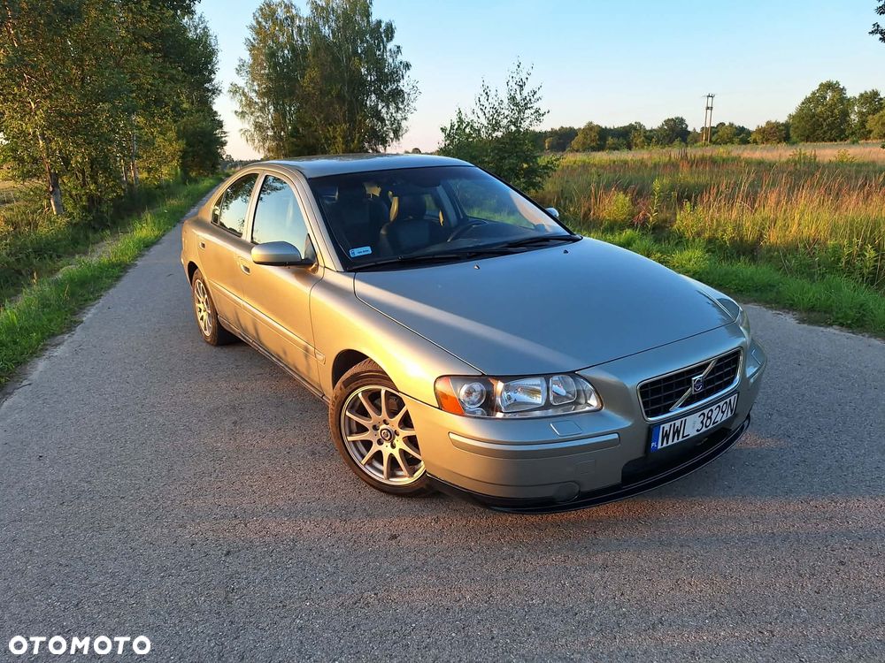 Volvo S60 2.4 Momentum - 3
