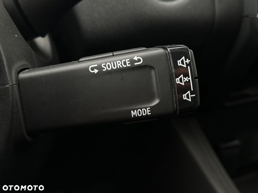 Renault Captur 1.0 TCe Techno - 33