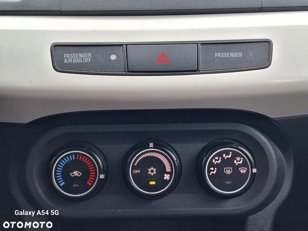 Mitsubishi Lancer 1.5 - 26