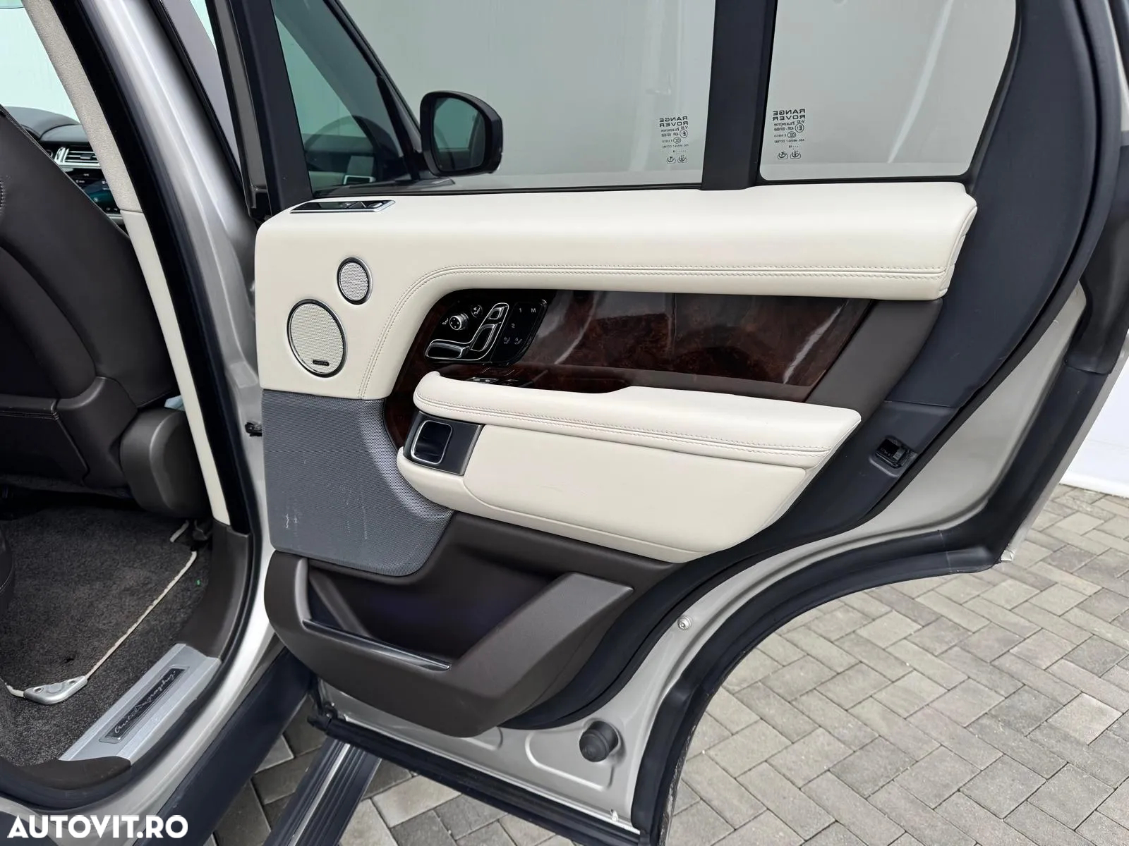 Land Rover Range Rover Vogue - 26