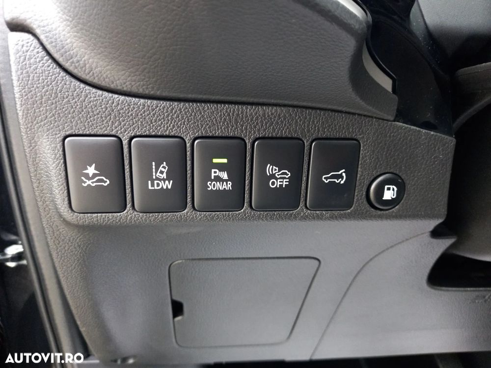 Mitsubishi Outlander 2.4 4WD - 22