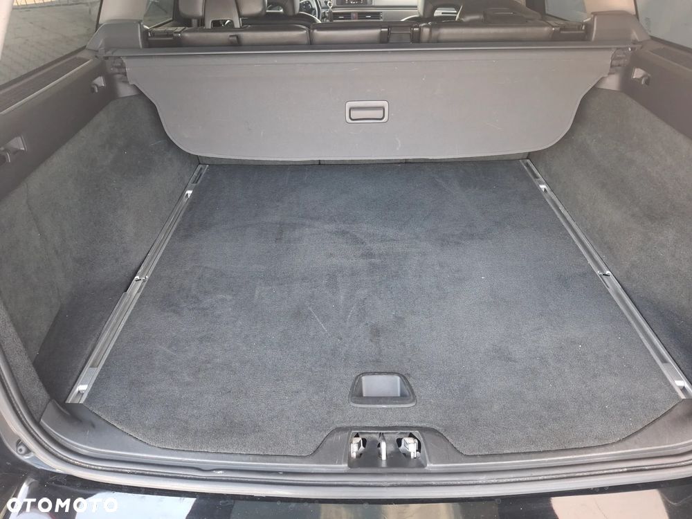 Volvo V70 T5 Powershift Summum - 15