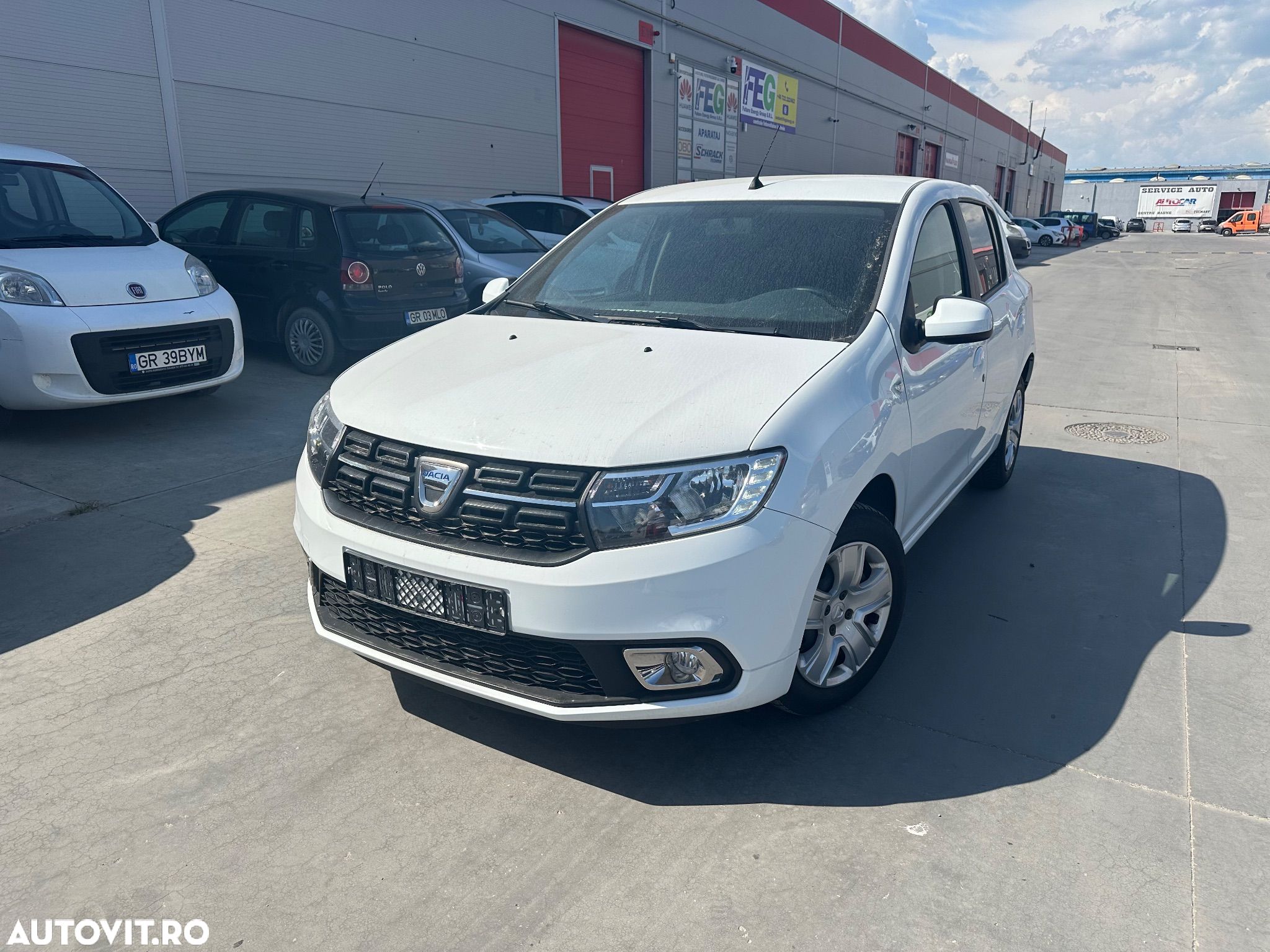 Dacia Sandero 1.0 SCe Laureate - 1