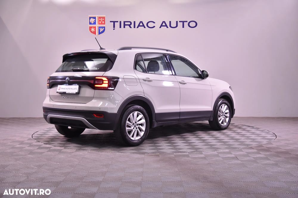 Volkswagen T-Cross - 5