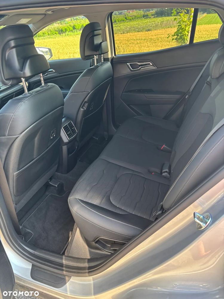 Kia Sportage 1.6 T-GDI MHEV Business Line 2WD DCT - 11