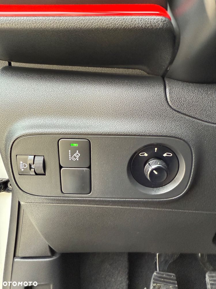 Citroën C3 Pure Tech 82 SHINE - 22